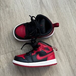 Nike Air Jordan 1 Mid “Reverse Bred”